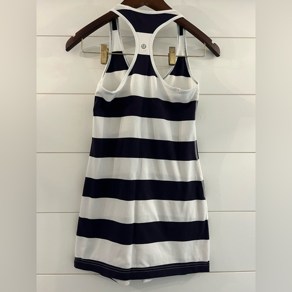 Lululemon Cool Racerback striped LOT size 8 - Picture 3 of 7